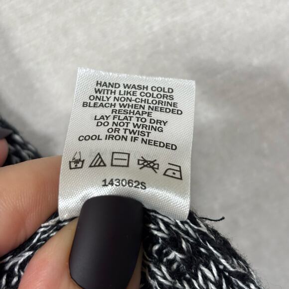 NWT Vanity Y2K Open Front Hooded Sweater Vest Size Medium Fringe Indie Retro - Picture 5 of 9